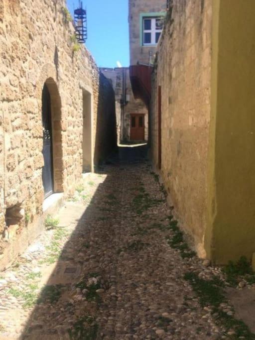 Filita In Old Town Rhodes *